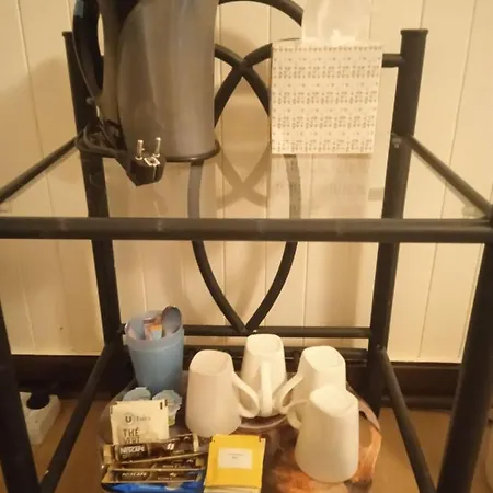 D'hotes Du Peras לינה וארוחת בוקר