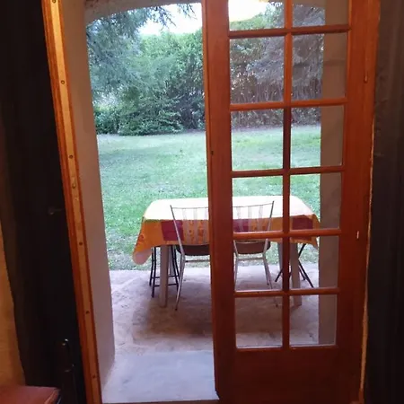 D'hotes Du Peras סן-ז'אן-דו-גאר